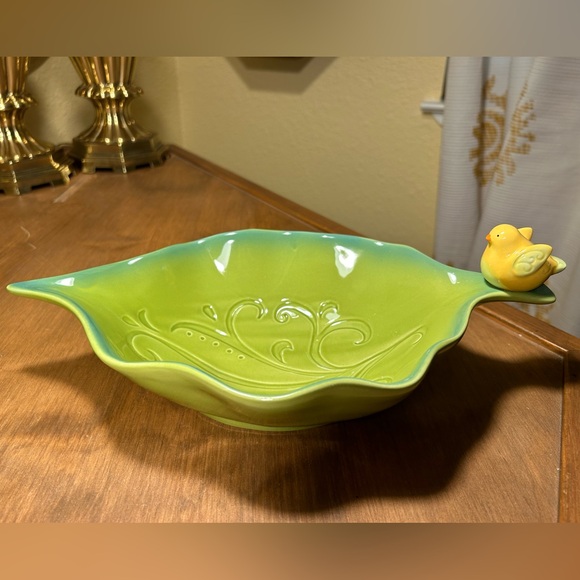 Grasslands Road Ceramic Green Leaf Serving Bowl Dish with Yellow Bird 13x7.5" - Picture 2 of 7